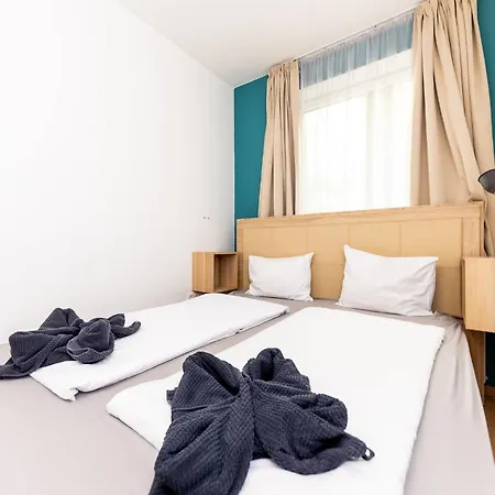 Prime - Spacious 2 Bedroom Family - Parking Included Budapest